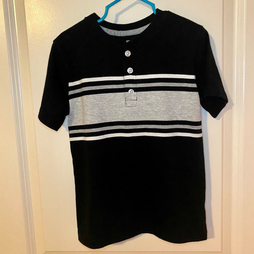 Boys 365 Kids From Garanimals Shirt Size 5